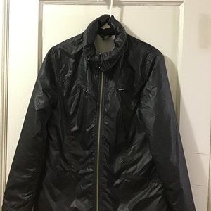 PRANA BLACK SHINY POLYESTER WINDBREAKER JACKET. SM